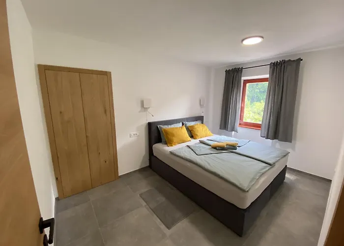 アパート Apartmaji Soca モスト ナ ソシ